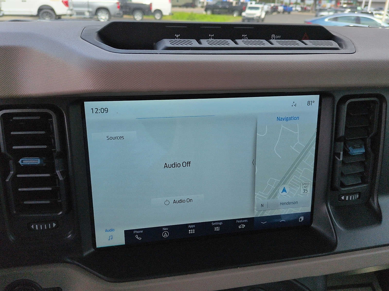 2023 Ford Bronco Base