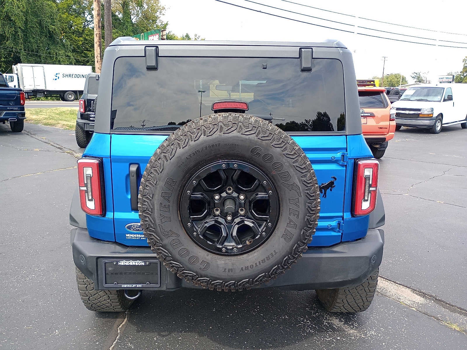 2023 Ford Bronco Base