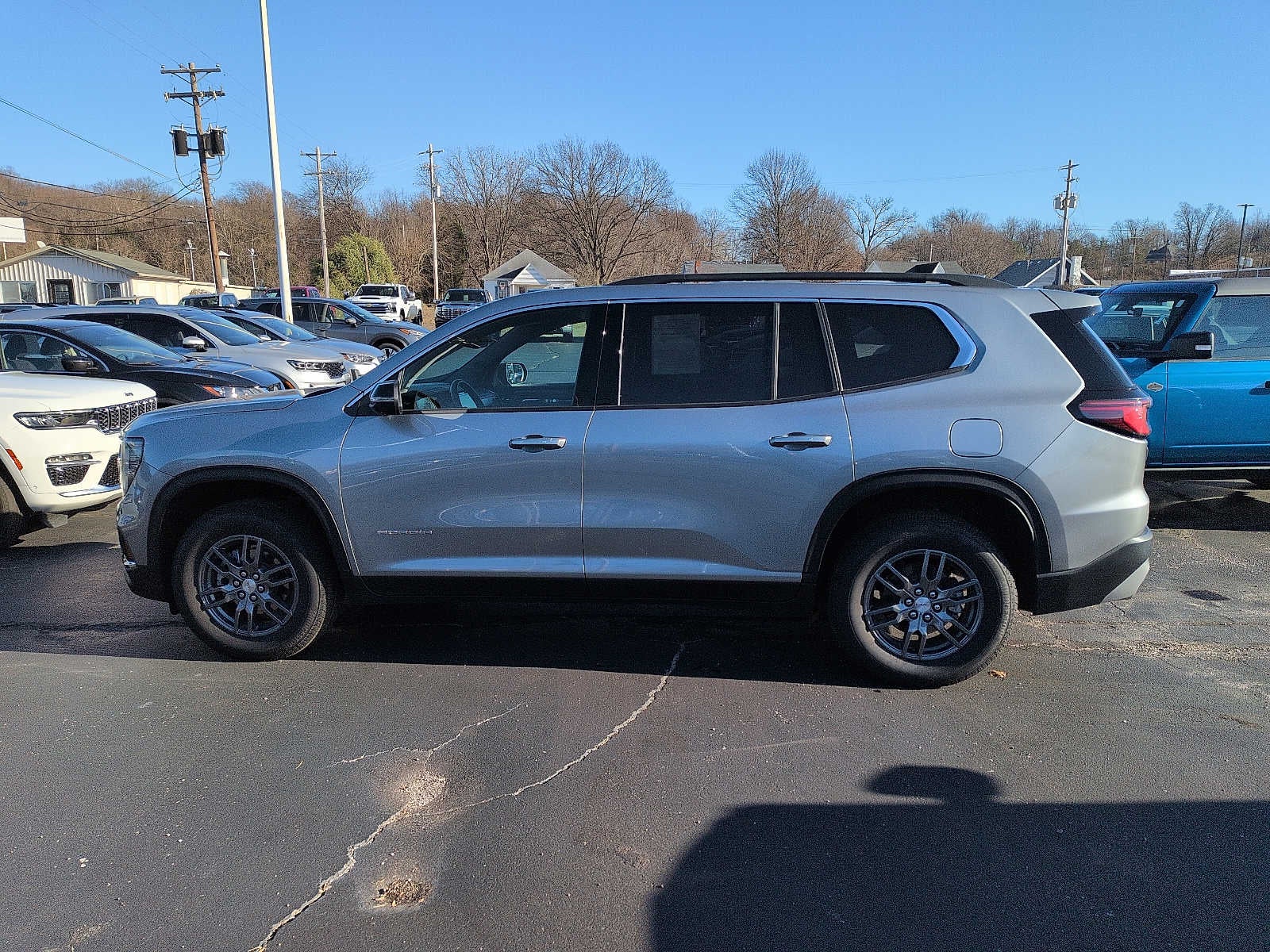 2025 GMC Acadia Elevation