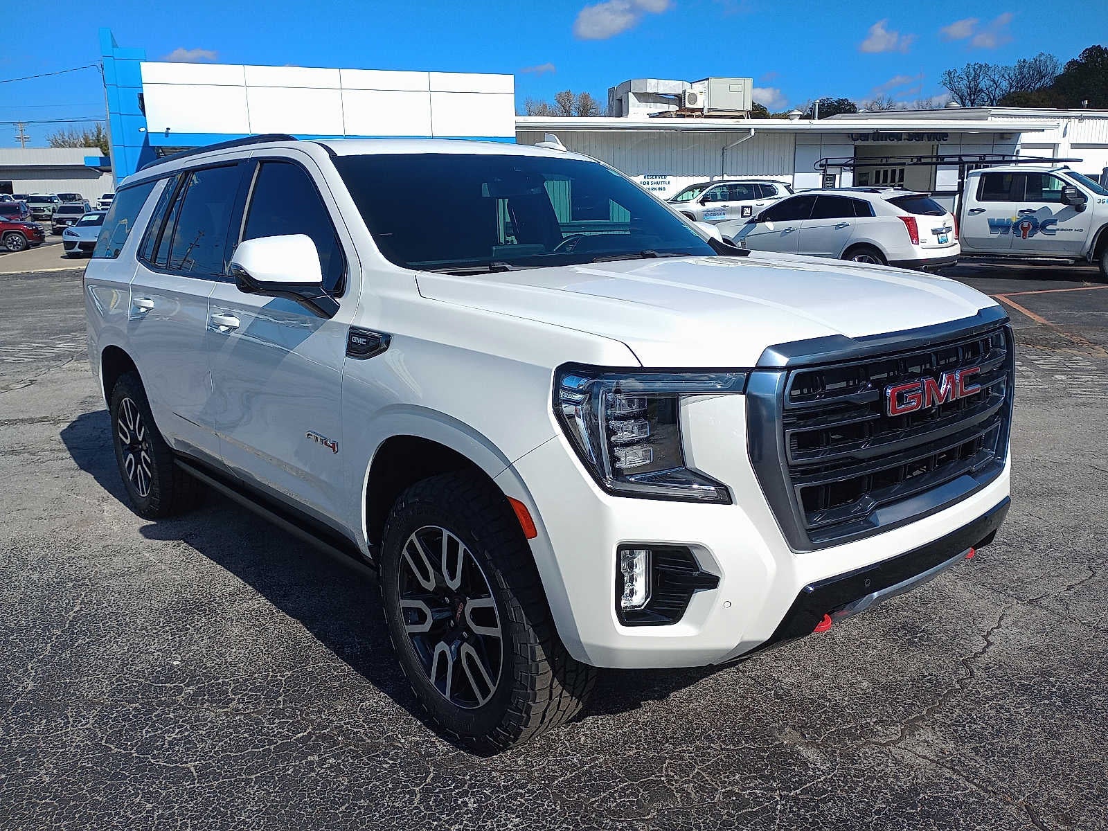 2023 GMC Yukon AT4