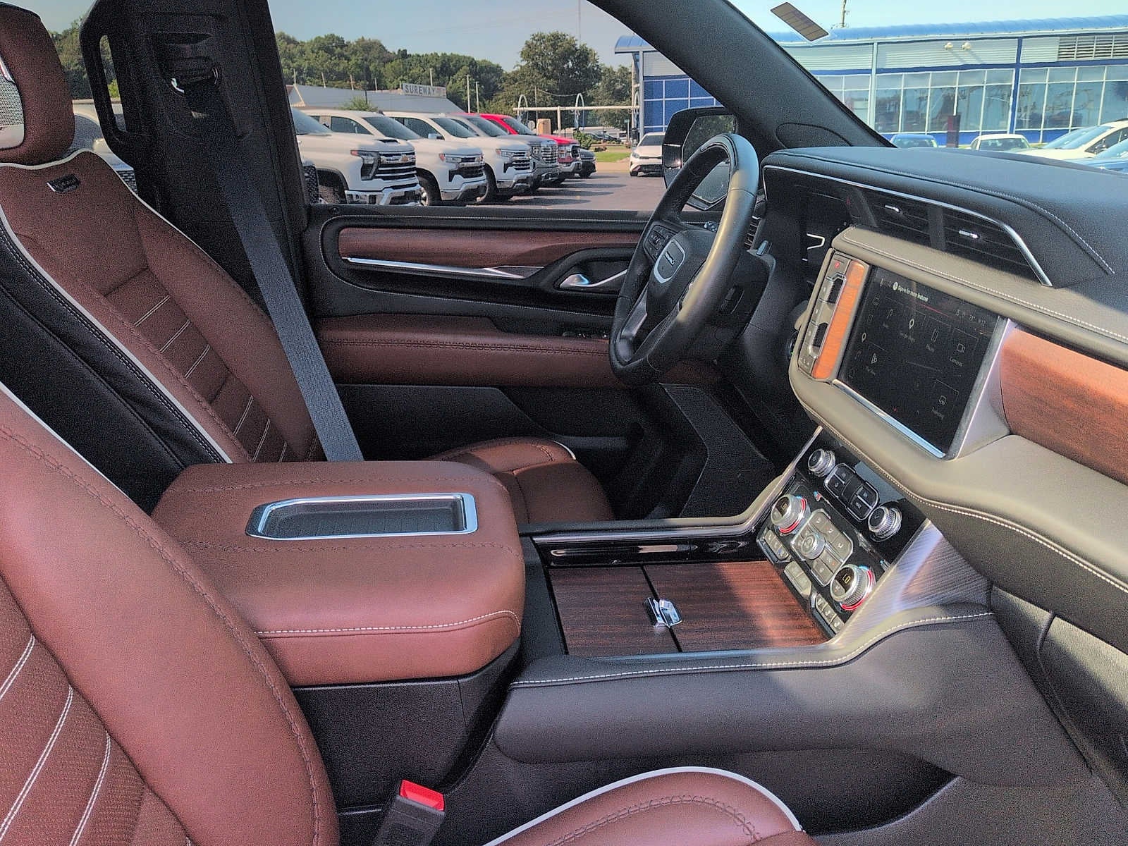 2023 GMC Yukon Denali Ultimate