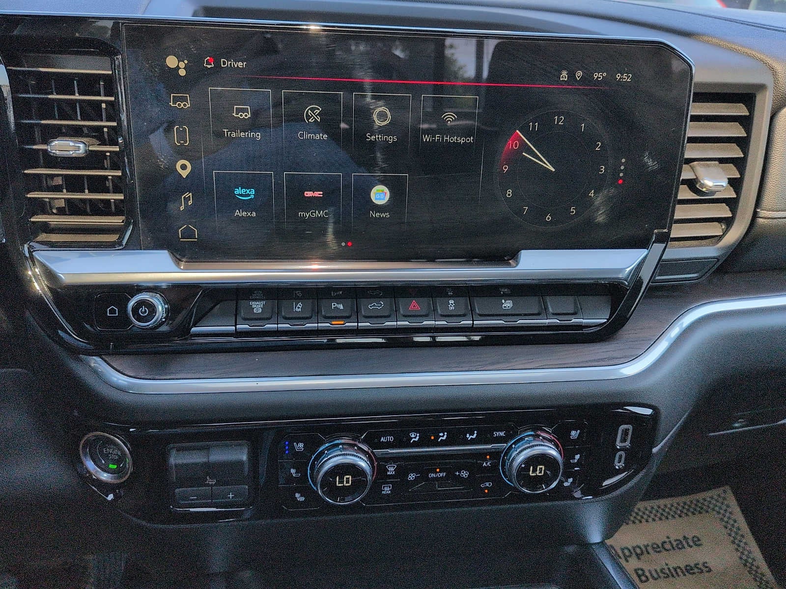 2025 GMC Sierra 2500 HD SLT