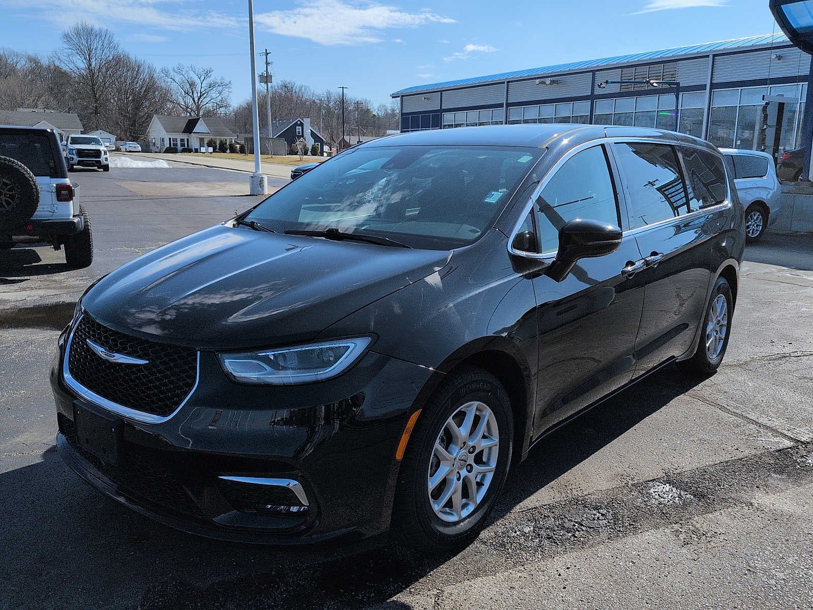 2024 Chrysler Pacifica Touring L