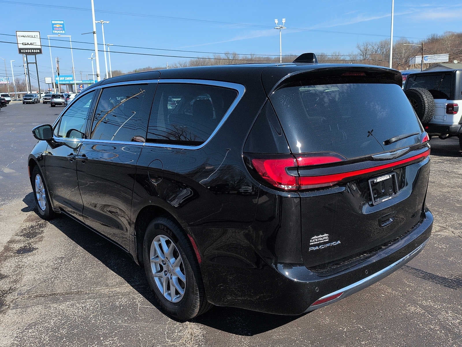 2024 Chrysler Pacifica Touring L