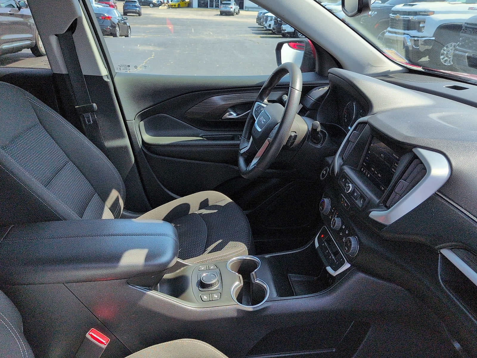 2024 GMC Terrain SLE