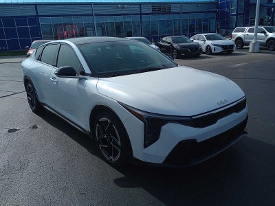 2025 Kia K4 GT-Line