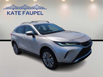 2024 Toyota Venza LE