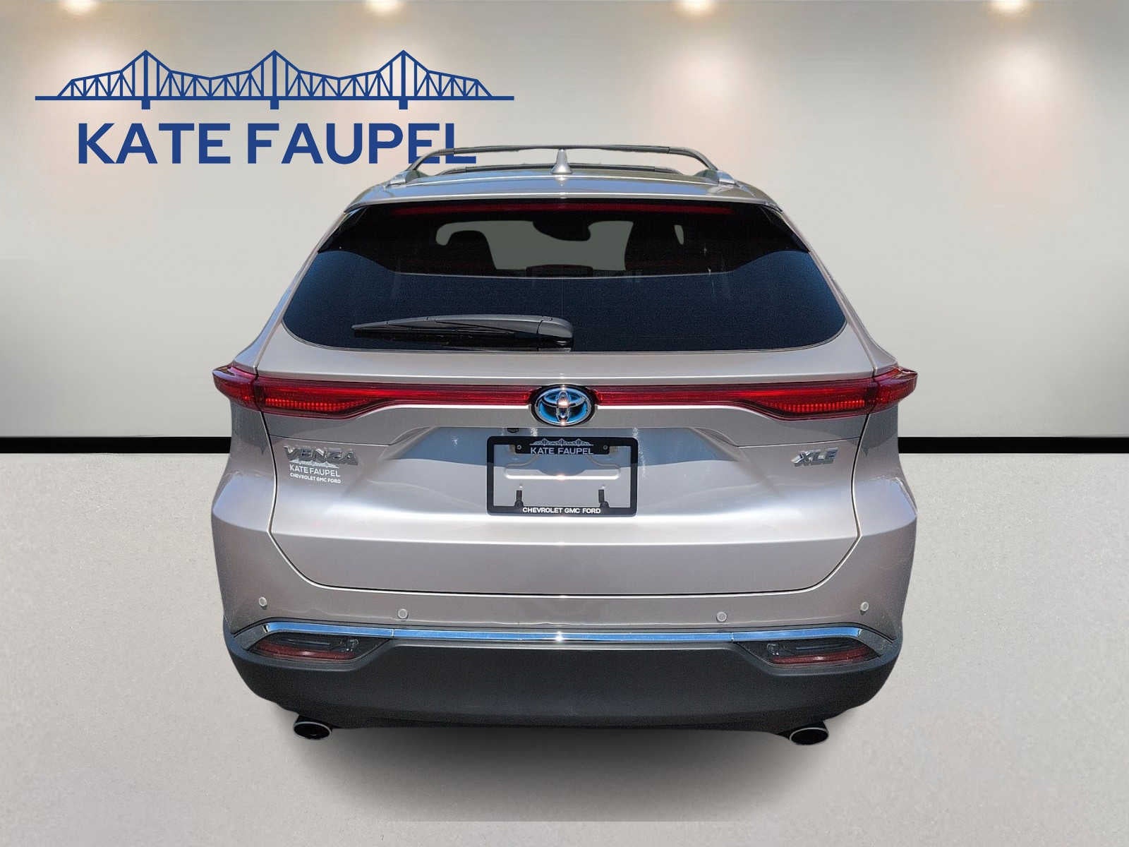 2024 Toyota Venza LE
