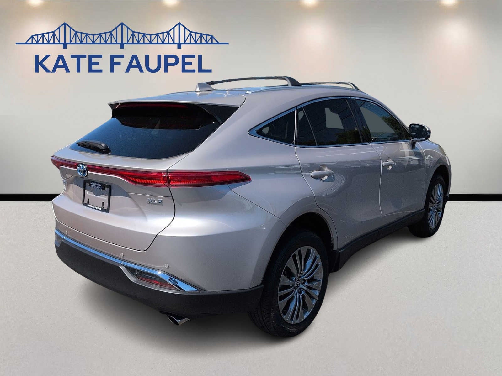 2024 Toyota Venza LE