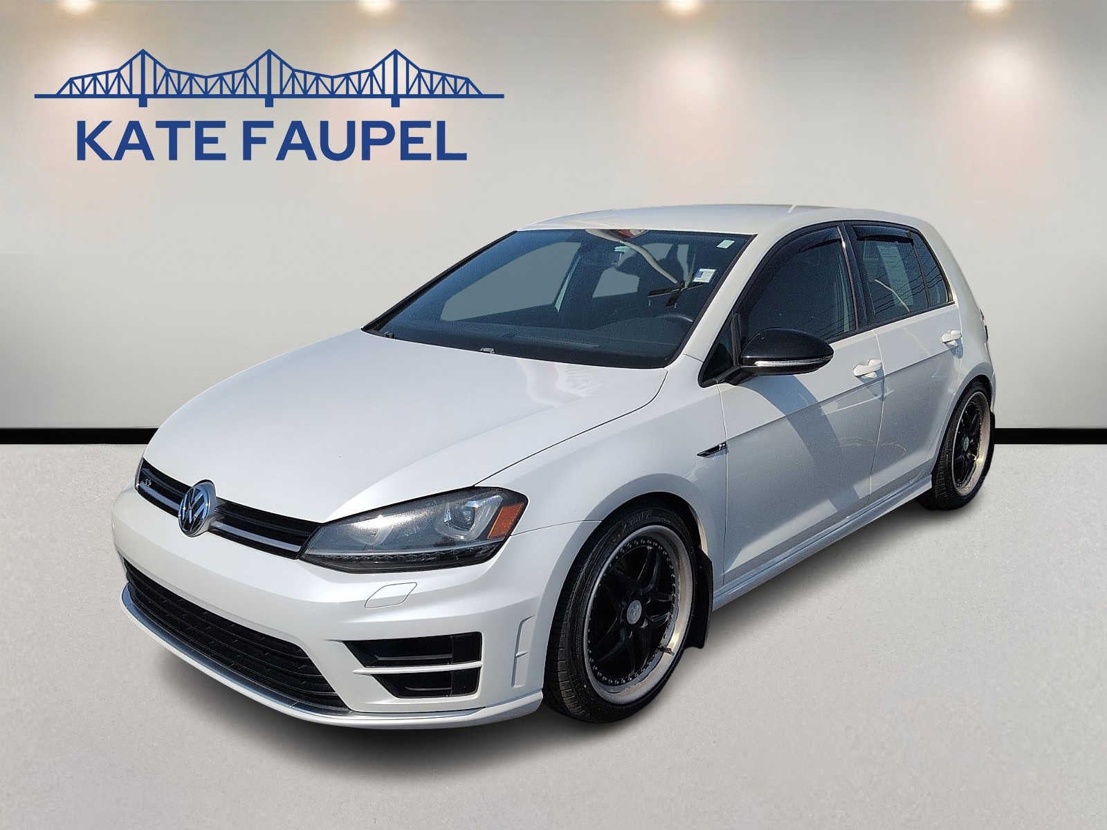 2016 Volkswagen Golf R 4MOTION