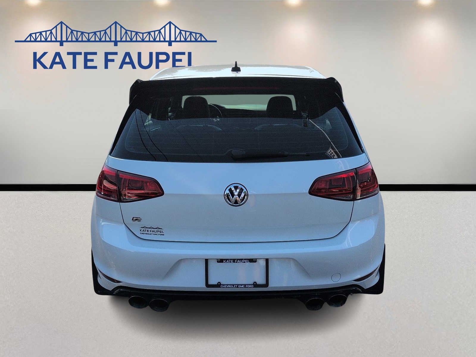 2016 Volkswagen Golf R 4MOTION