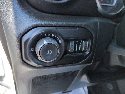 2020 Jeep Wrangler Unlimited Sahara Altitude