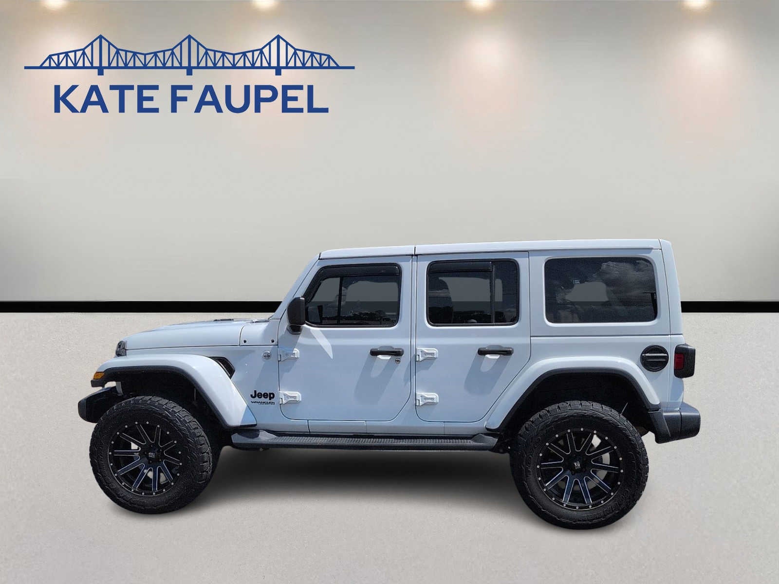 2020 Jeep Wrangler Unlimited Sahara Altitude