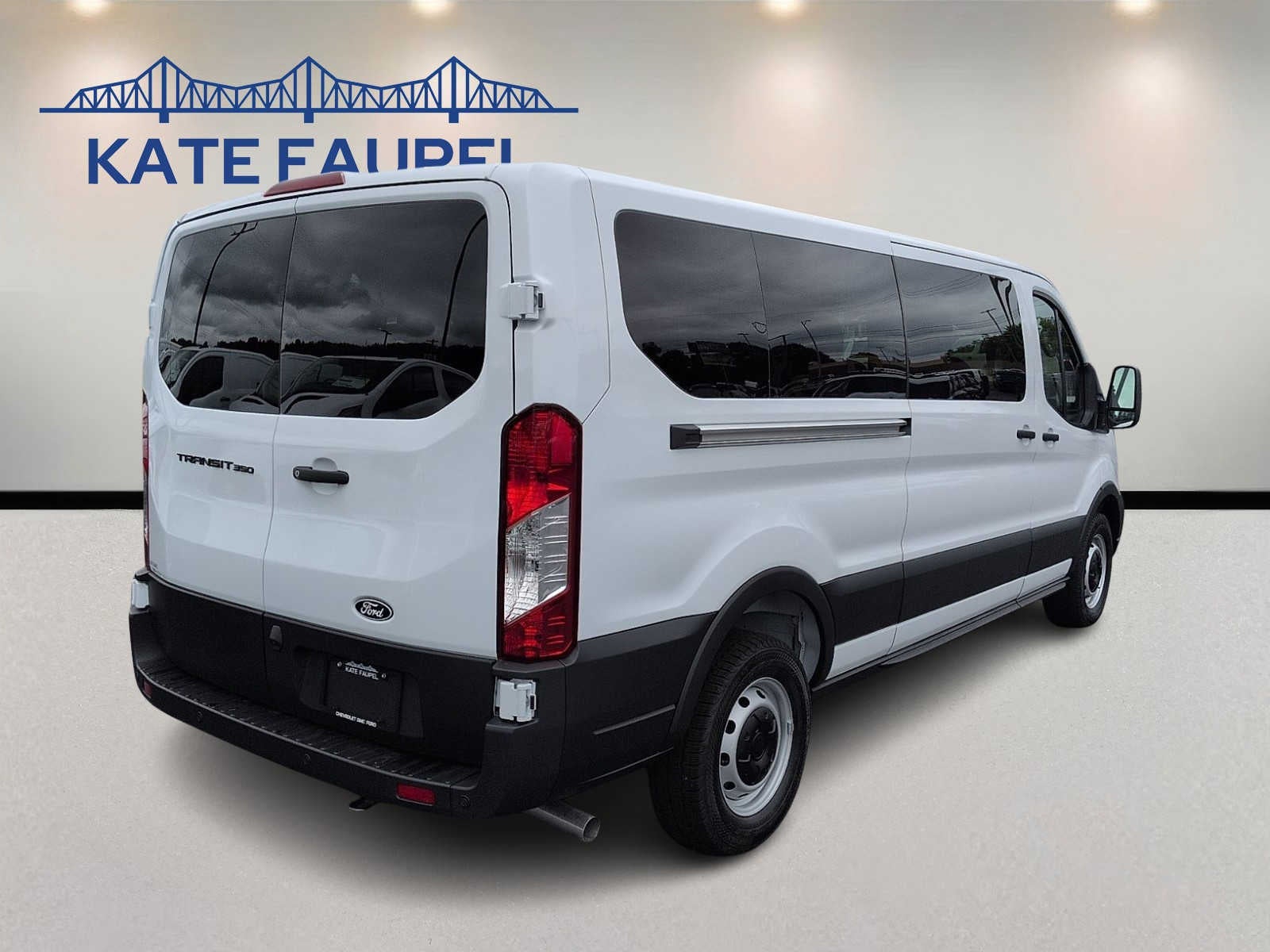 2026 Ford Transit Passenger Wagon XL