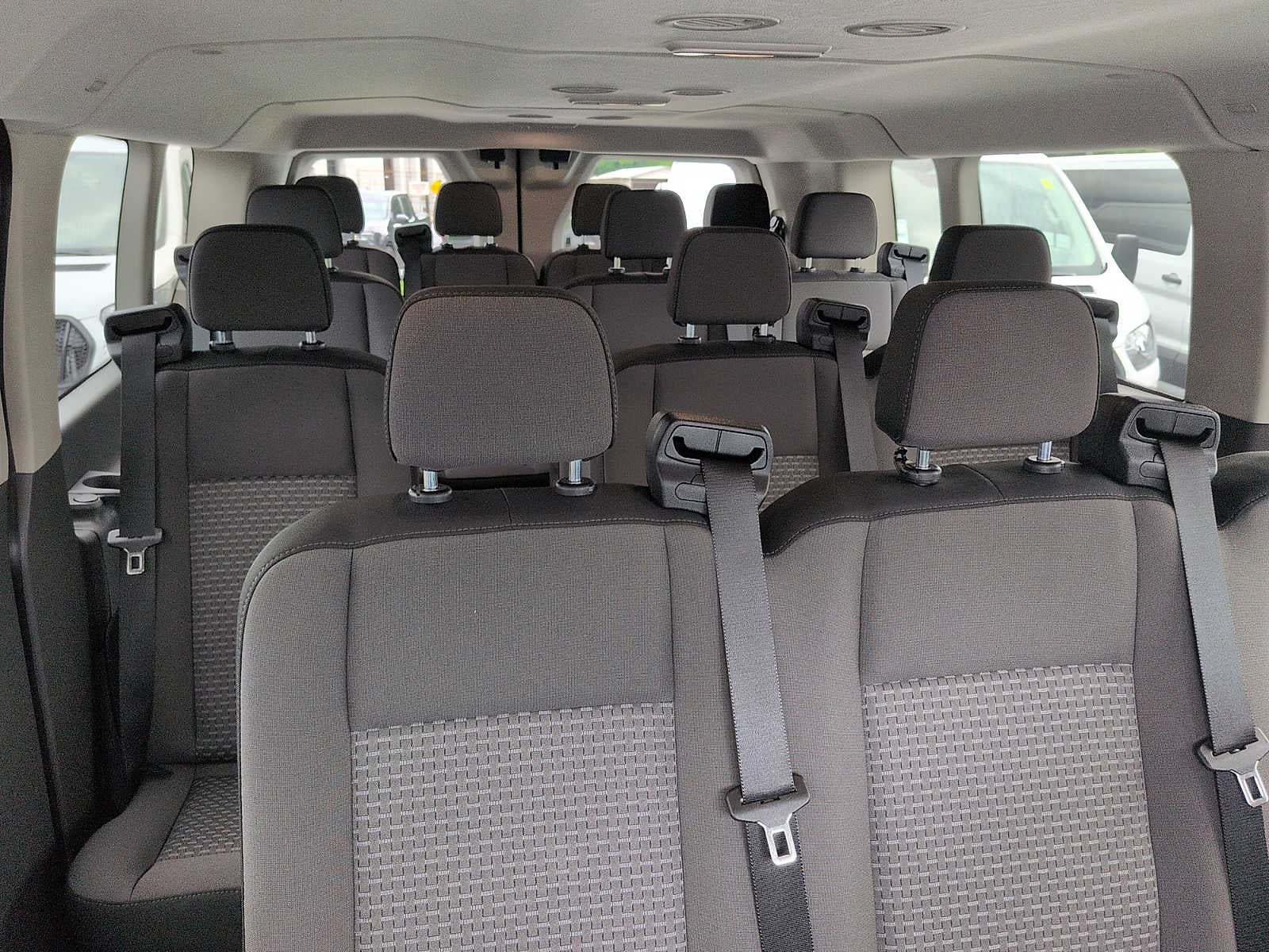 2026 Ford Transit Passenger Wagon XL