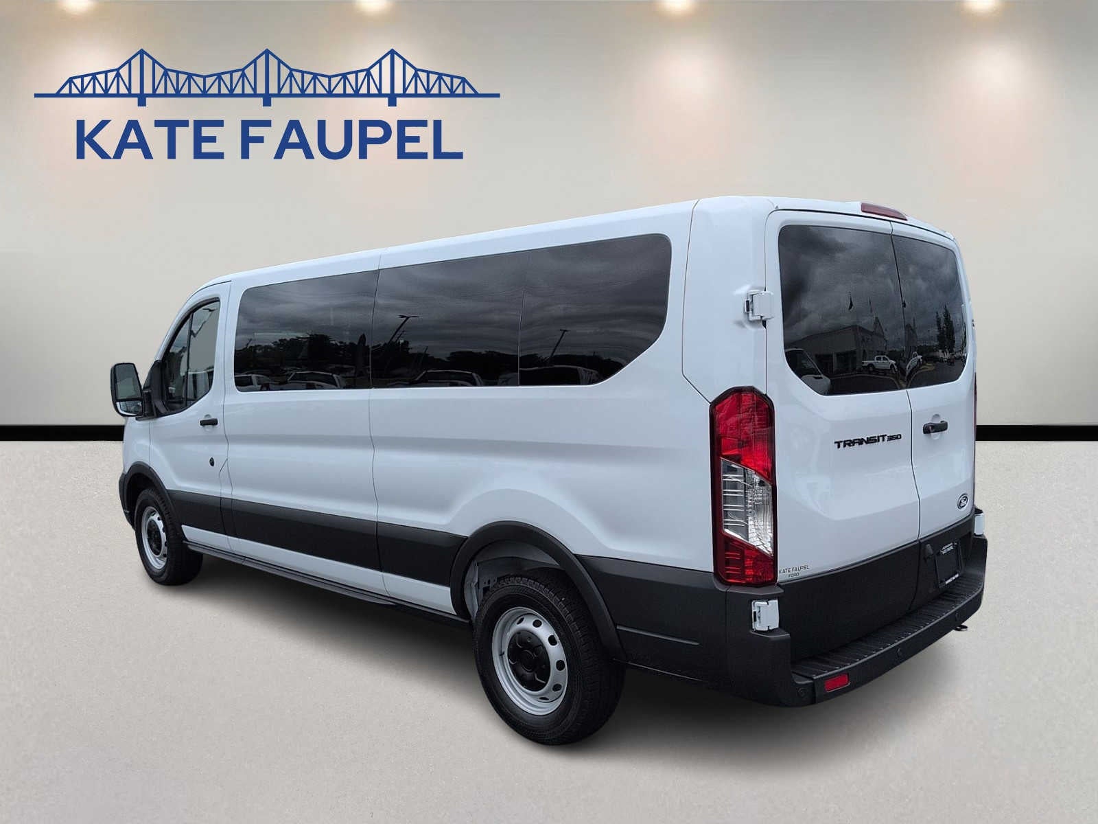 2026 Ford Transit Passenger Wagon XL