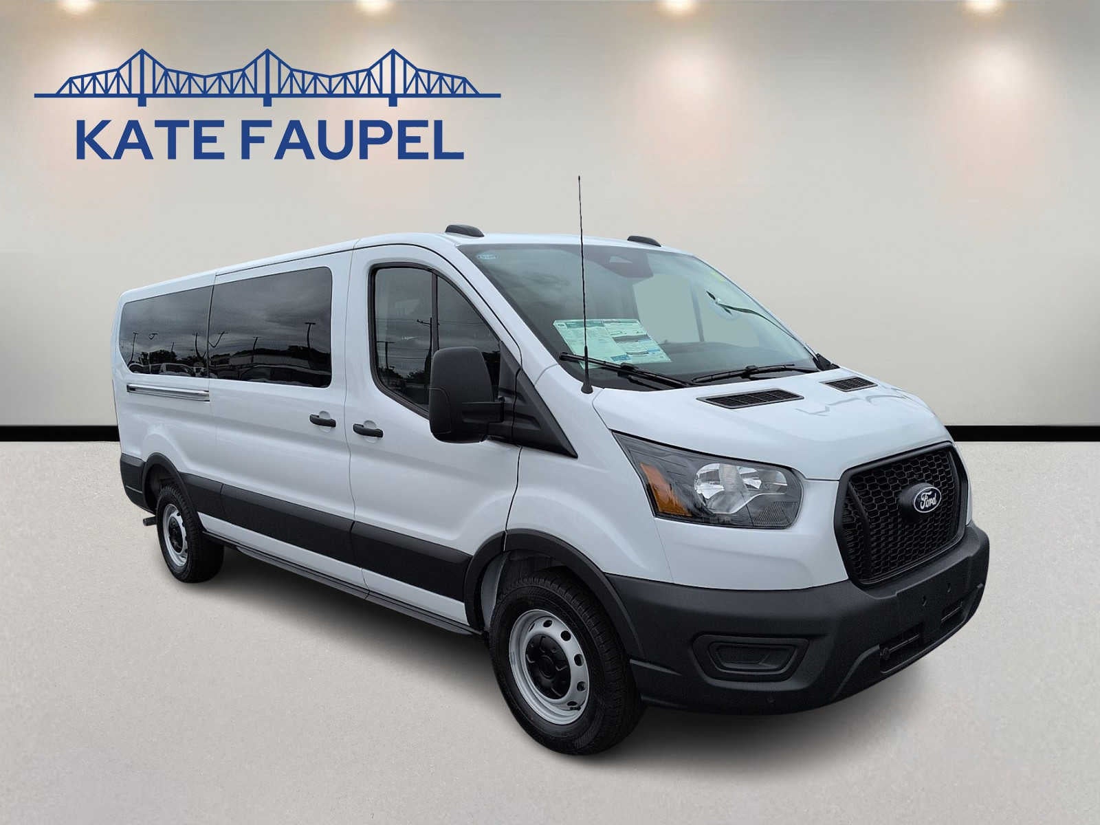 2026 Ford Transit Passenger Wagon XL