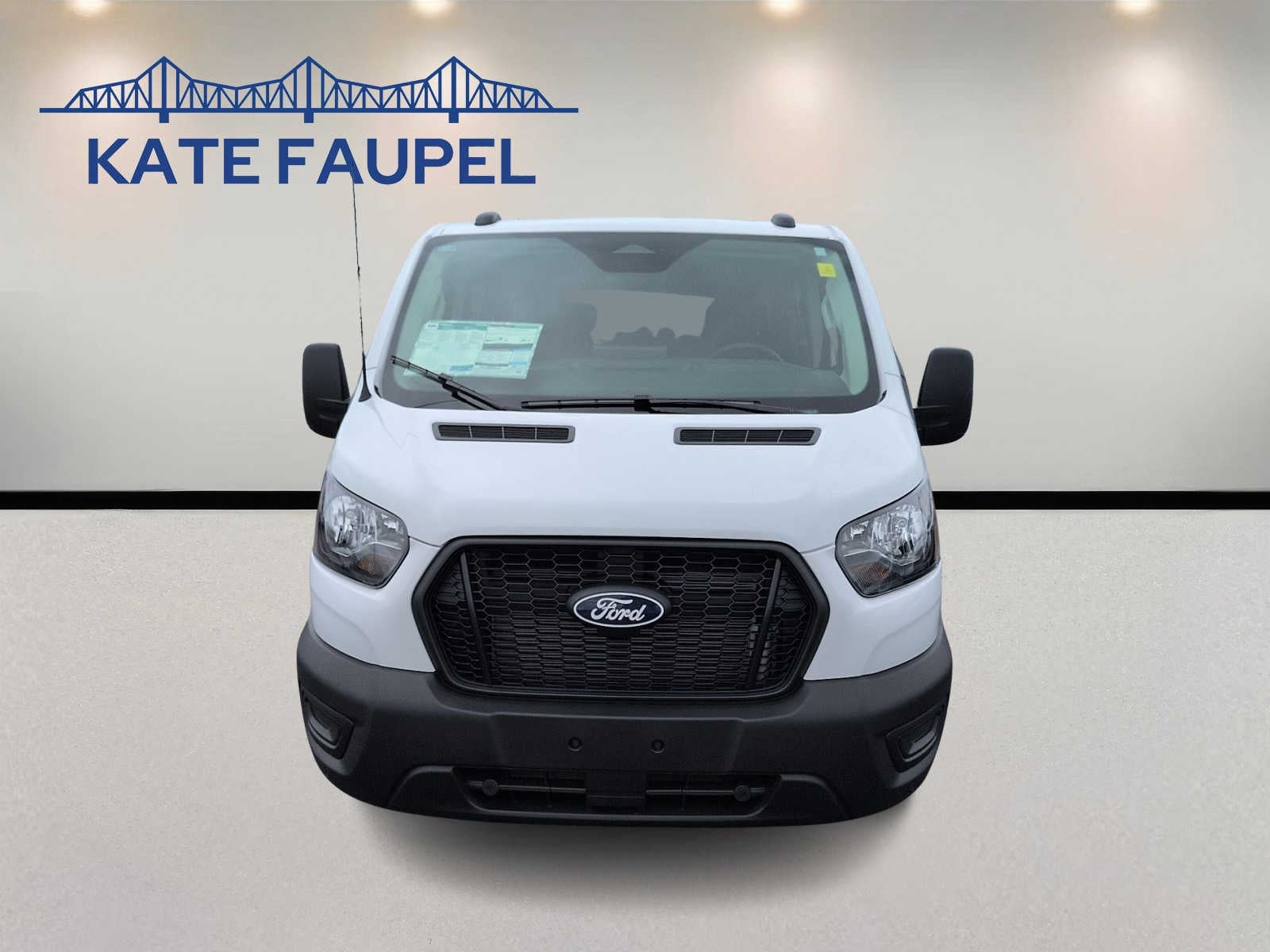 2026 Ford Transit Passenger Wagon XL