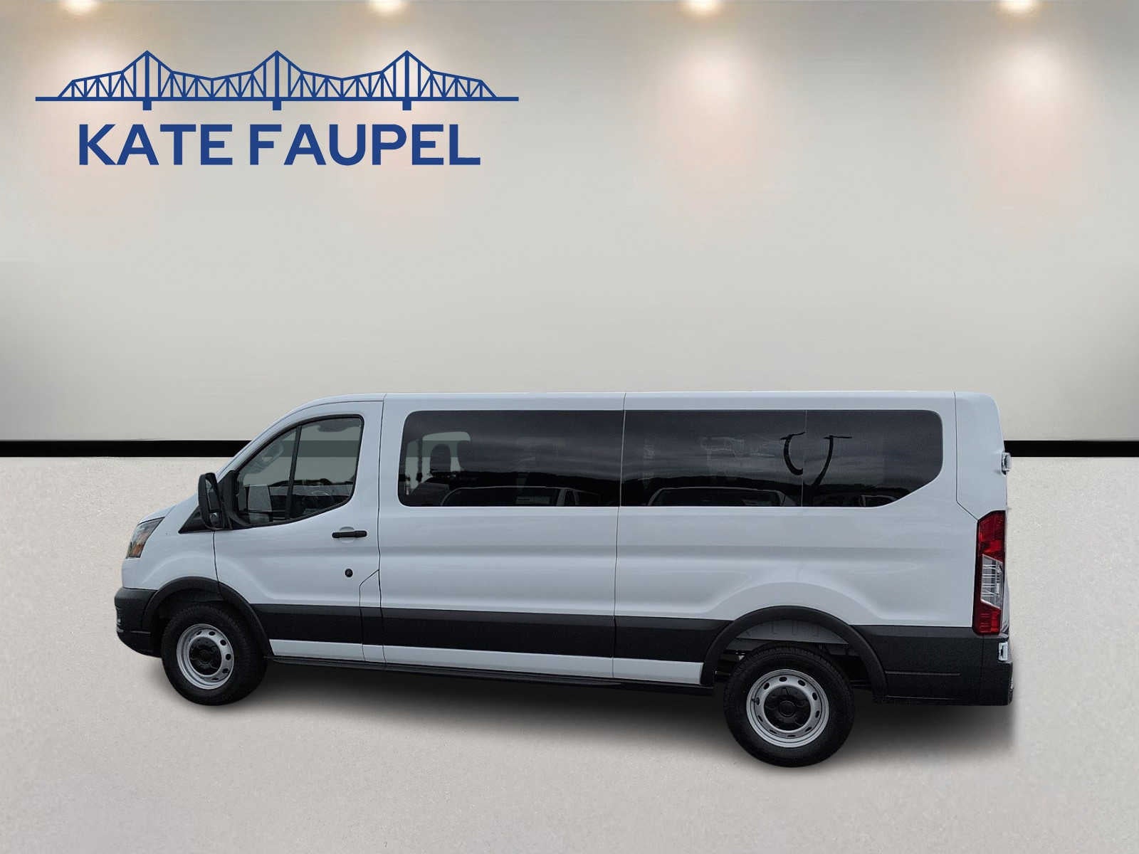 2026 Ford Transit Passenger Wagon XL