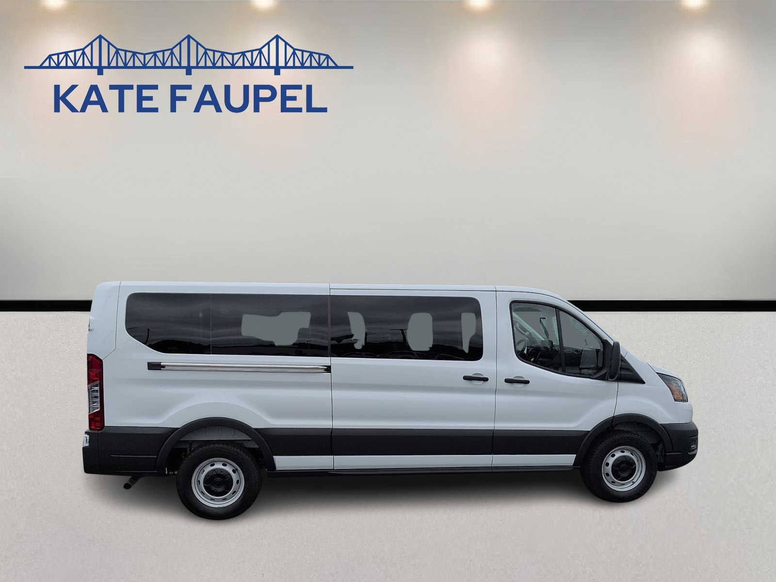 2026 Ford Transit Passenger Wagon XL