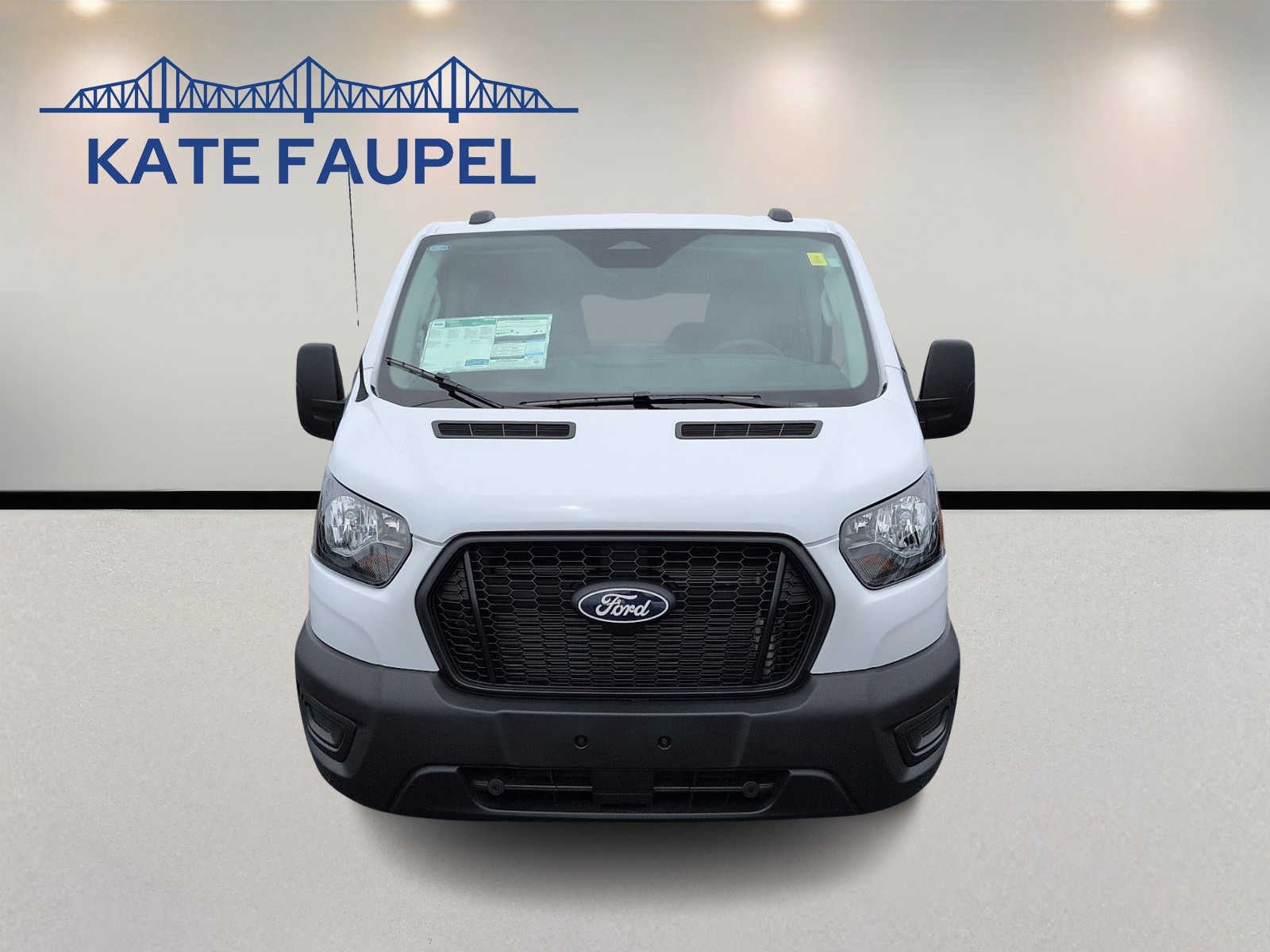 2026 Ford Transit Passenger Wagon XL