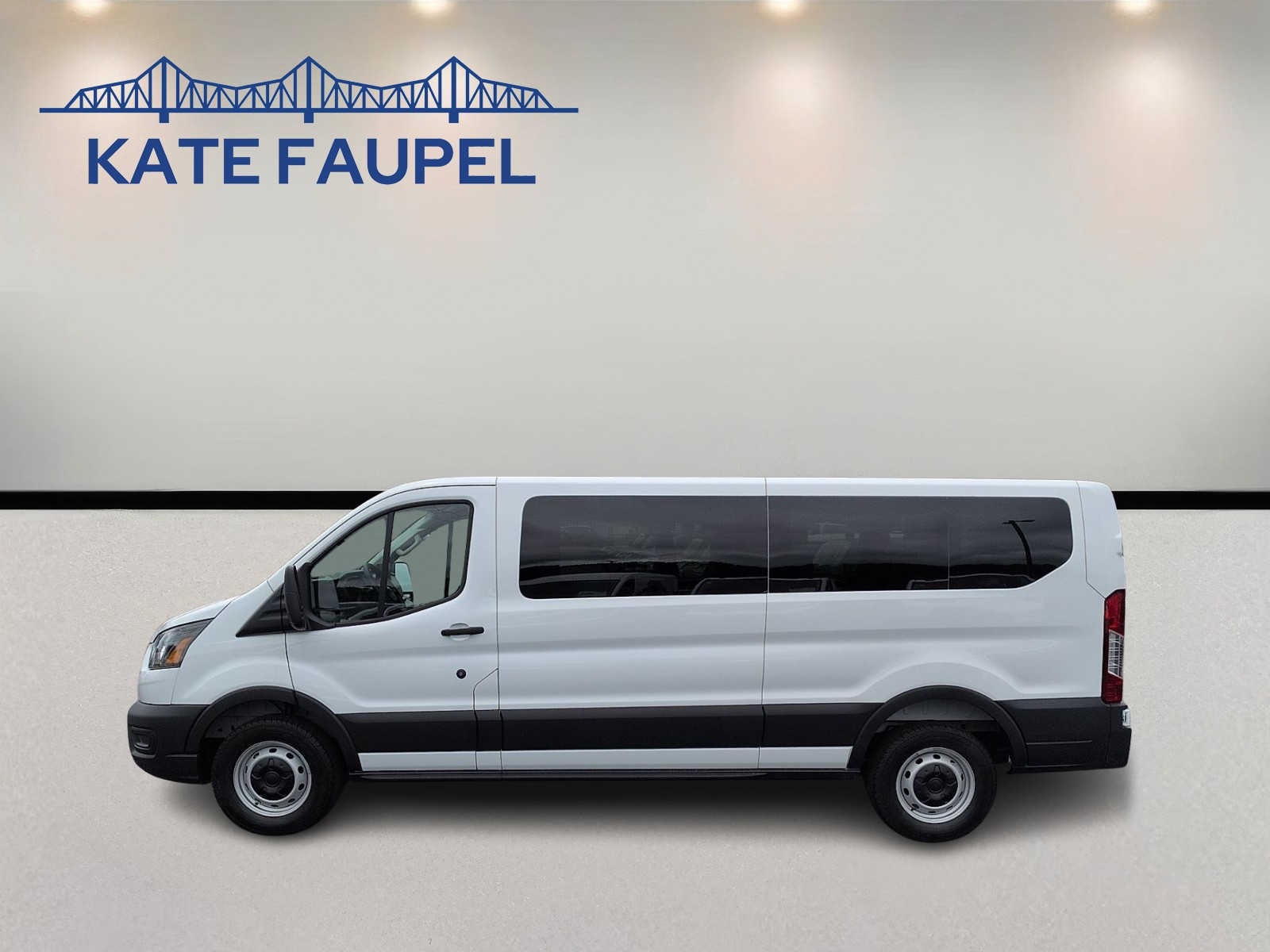 2026 Ford Transit Passenger Wagon XL