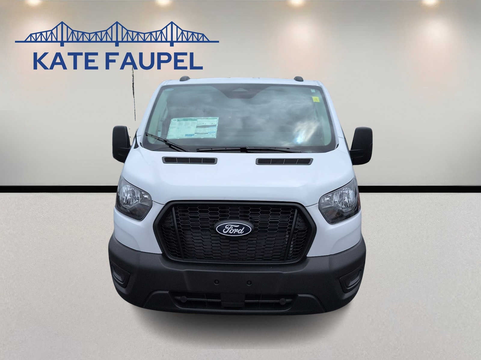 2026 Ford Transit Passenger Wagon XL