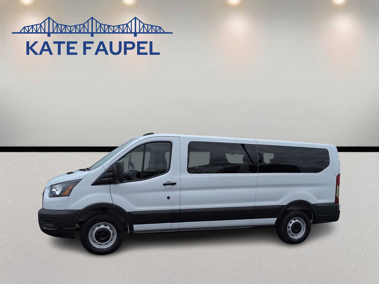 2026 Ford Transit Passenger Wagon XL