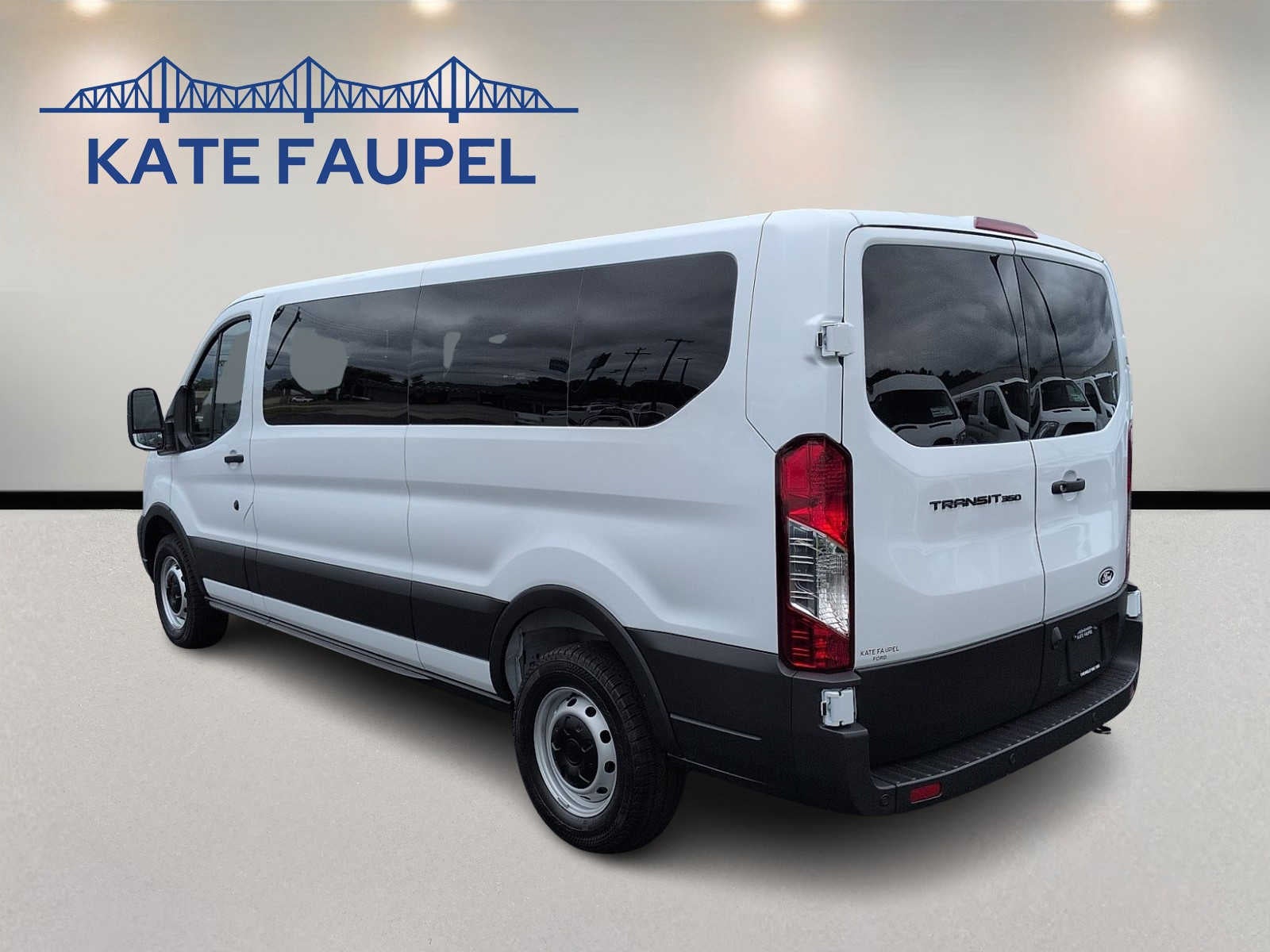 2026 Ford Transit Passenger Wagon XL
