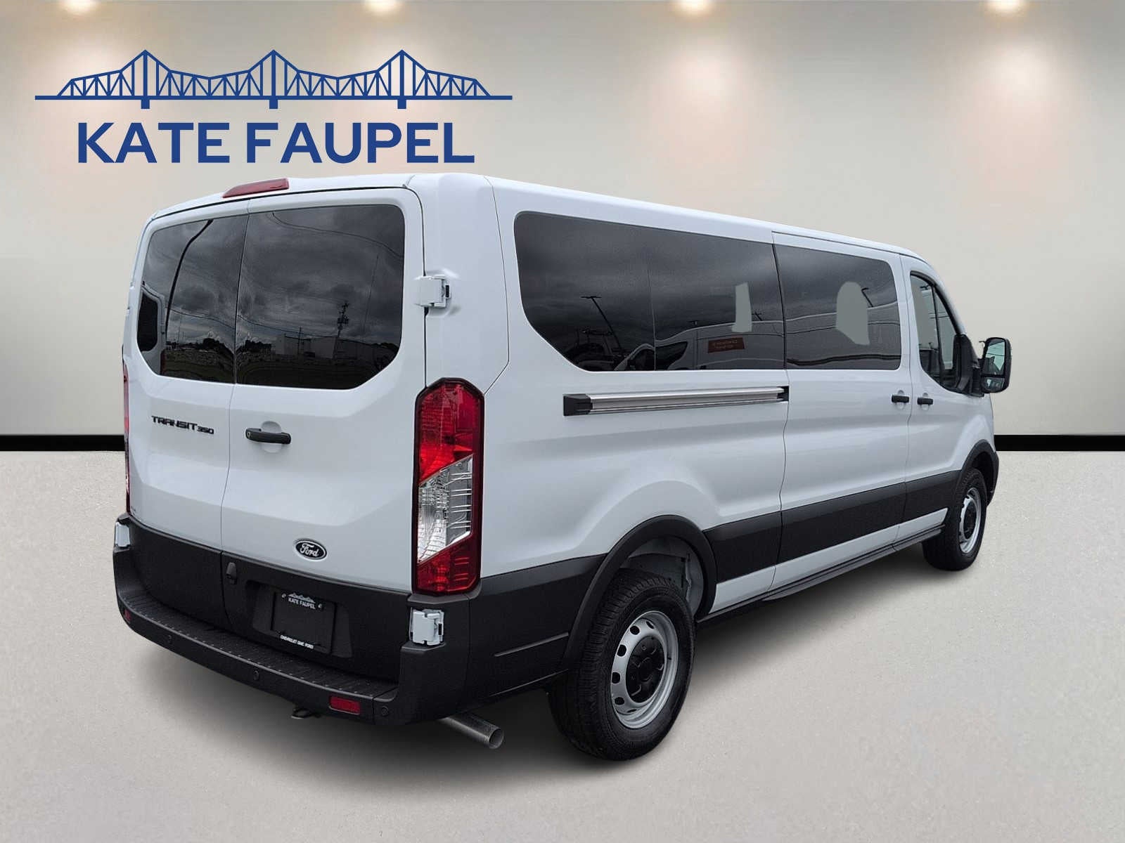 2026 Ford Transit Passenger Wagon XL