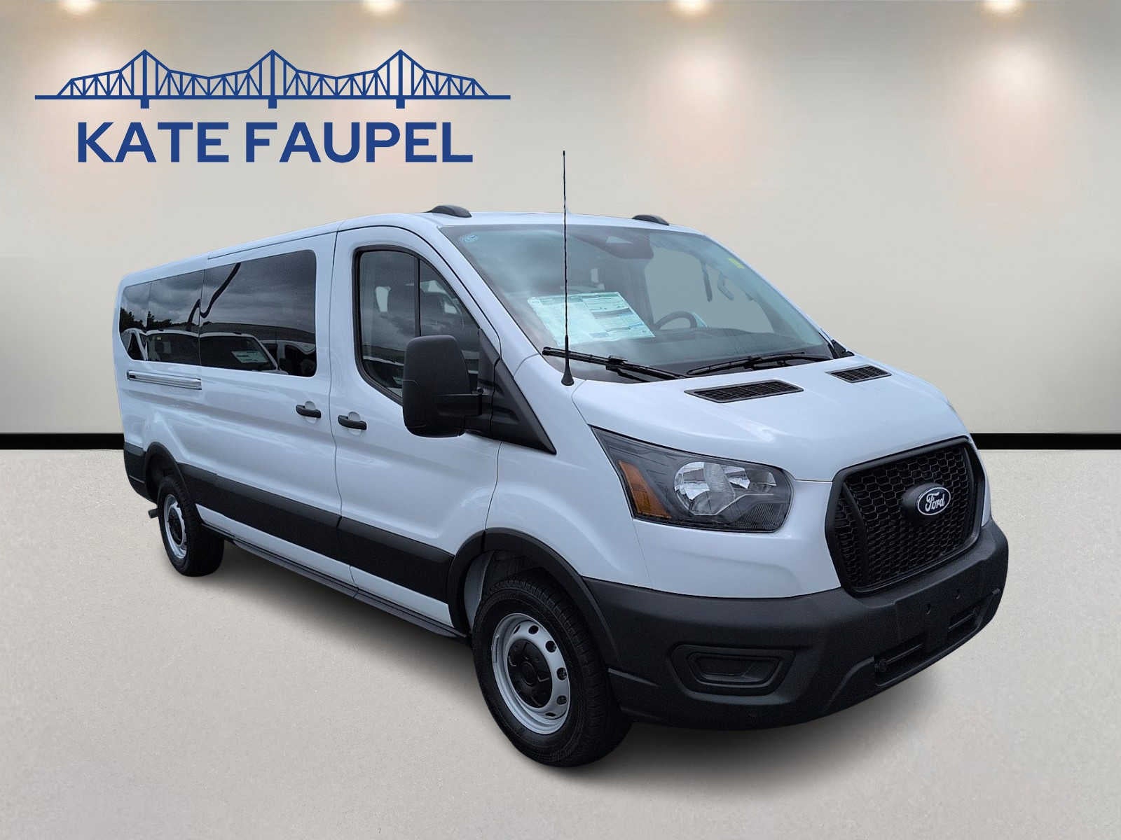 2026 Ford Transit Passenger Wagon XL