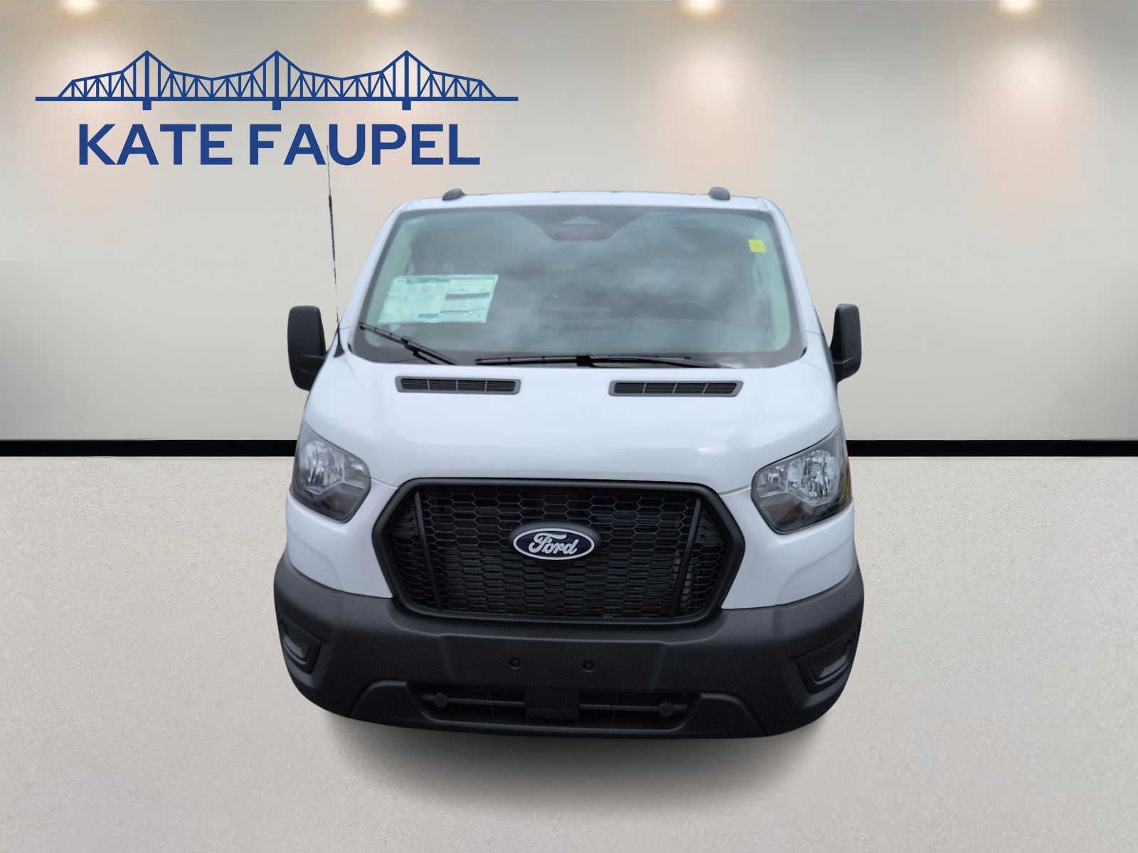 2026 Ford Transit Passenger Wagon XL