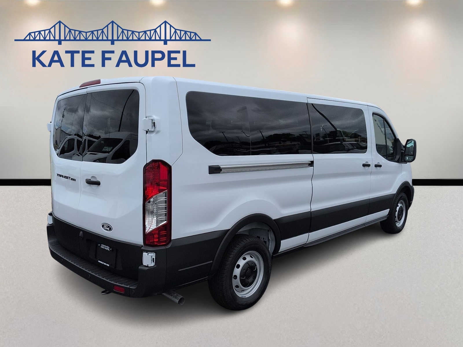 2026 Ford Transit Passenger Wagon XL