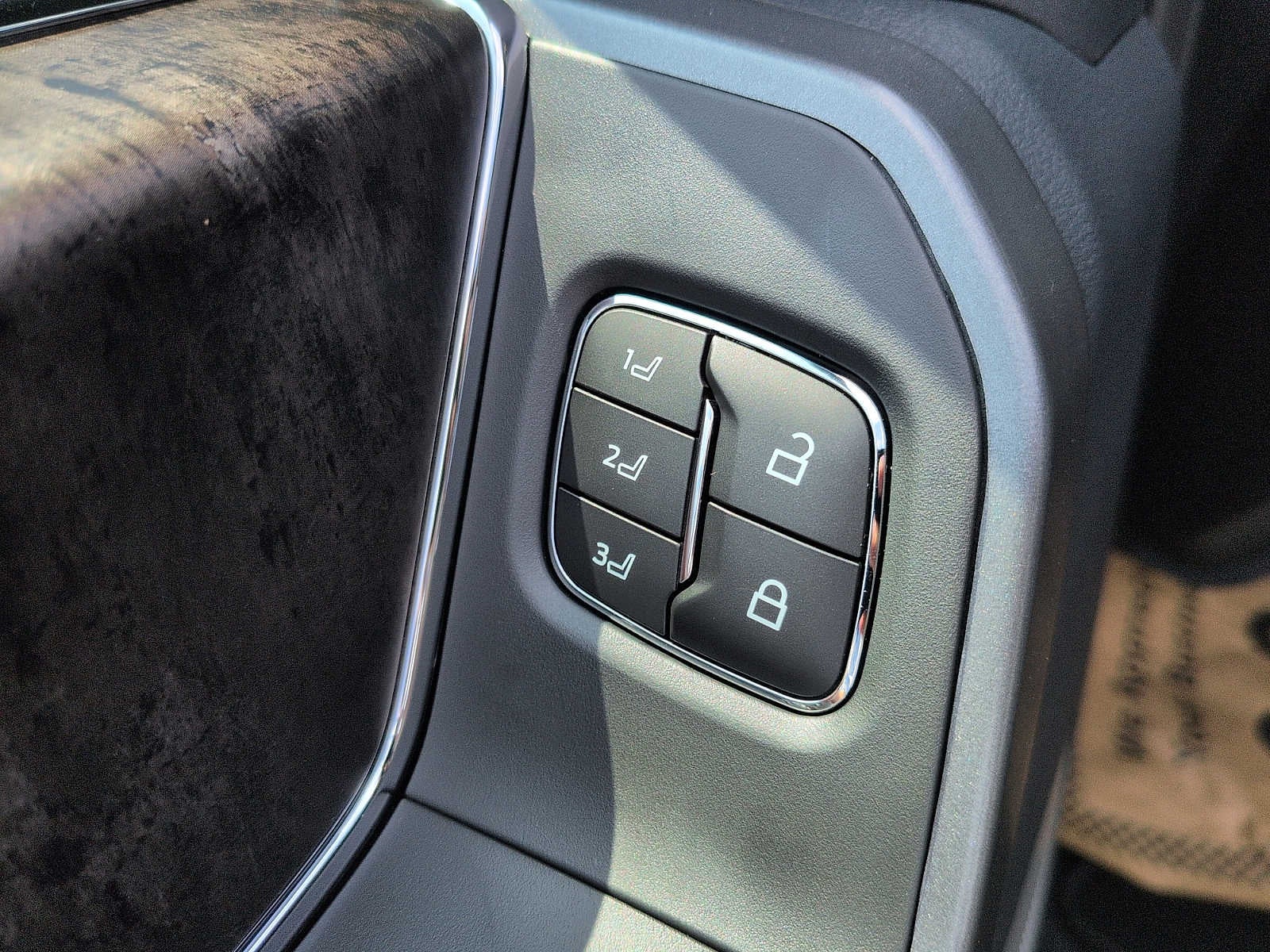 2026 Ford Super Duty F-450 DRW LARIAT