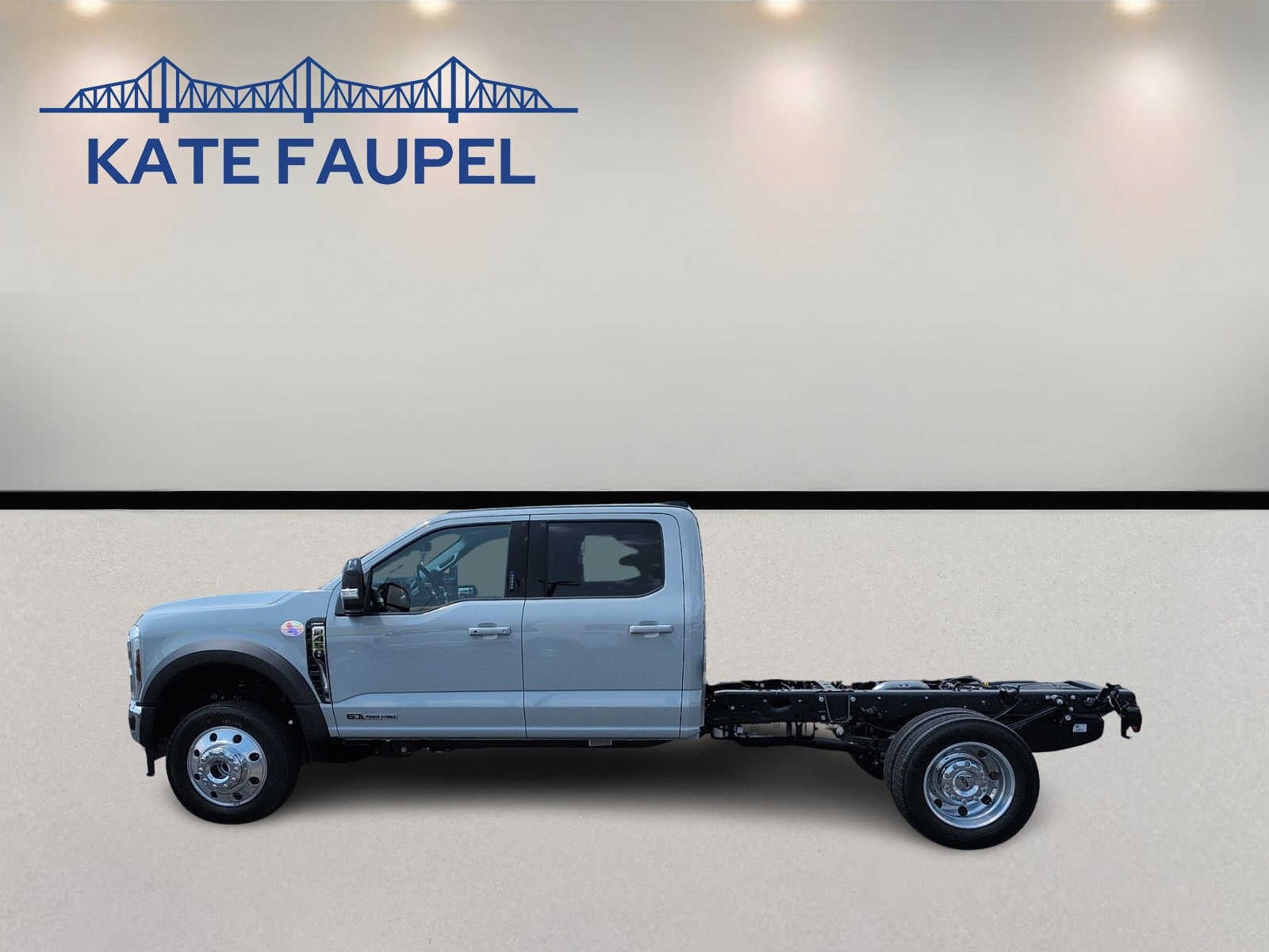 2026 Ford Super Duty F-450 DRW LARIAT