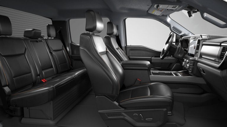 2026 Ford Super Duty F-450 DRW F-450® LARIAT®