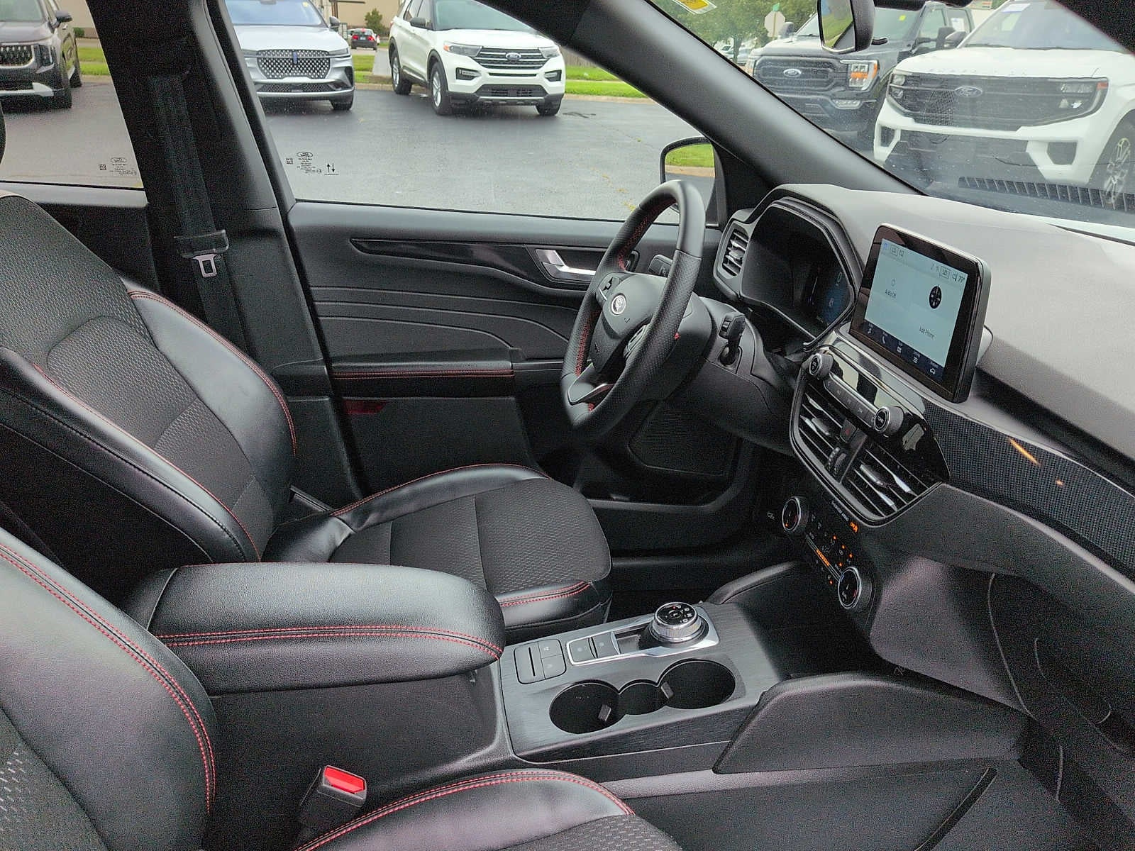 2025 Ford Escape ST-Line Select