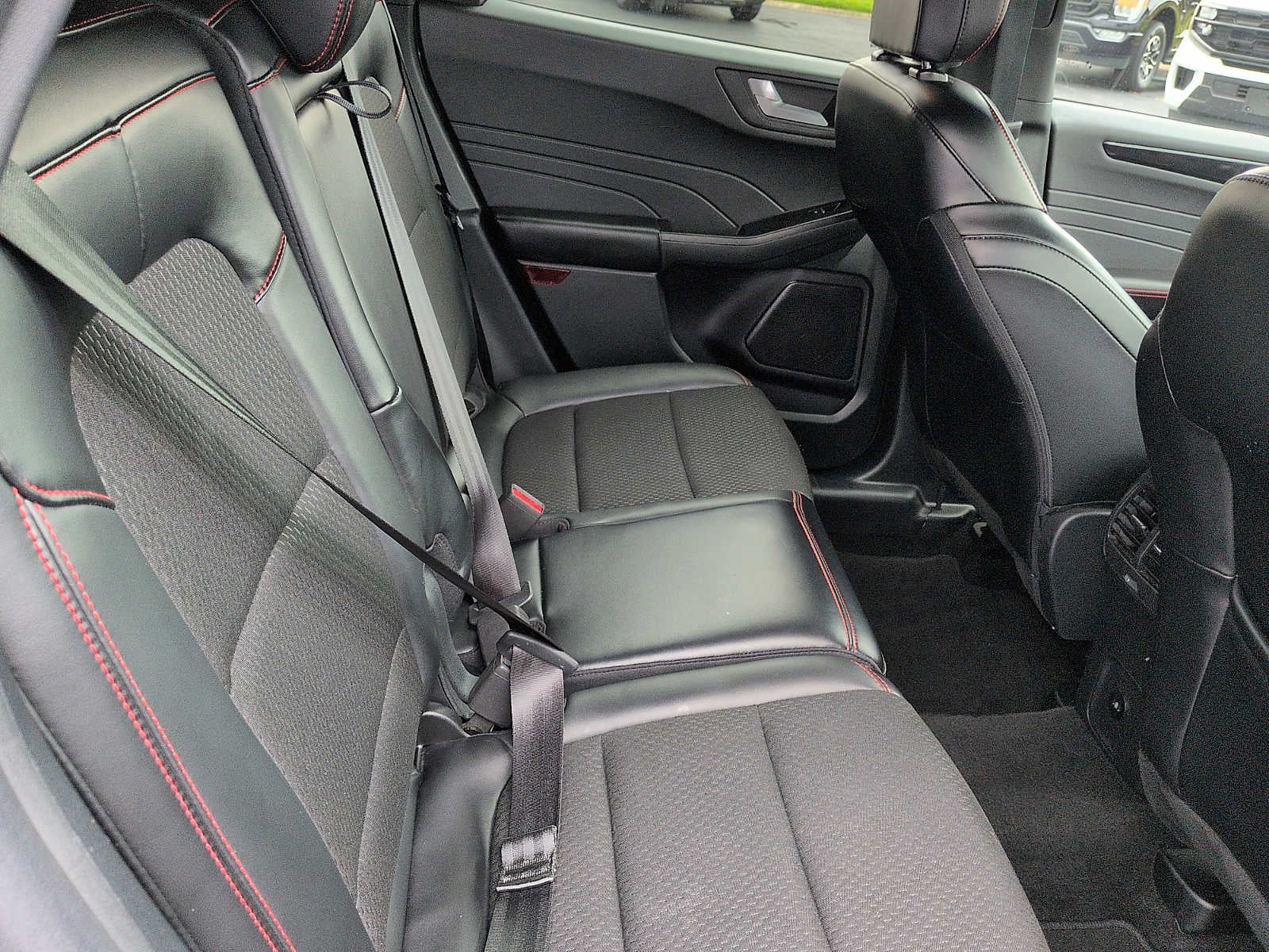2025 Ford Escape ST-Line Select