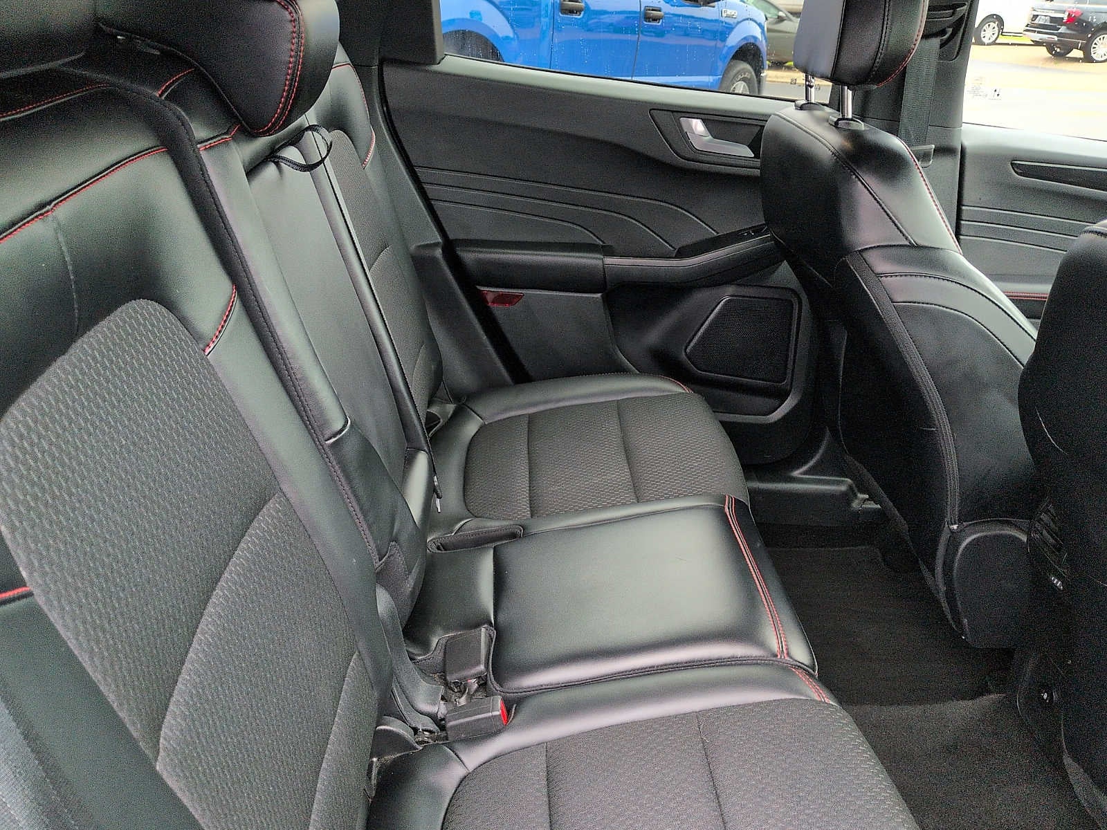 2025 Ford Escape ST-Line Select