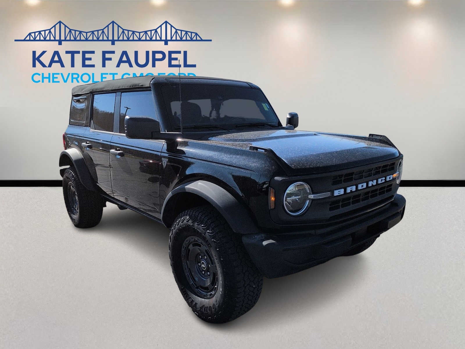 2025 Ford Bronco Base
