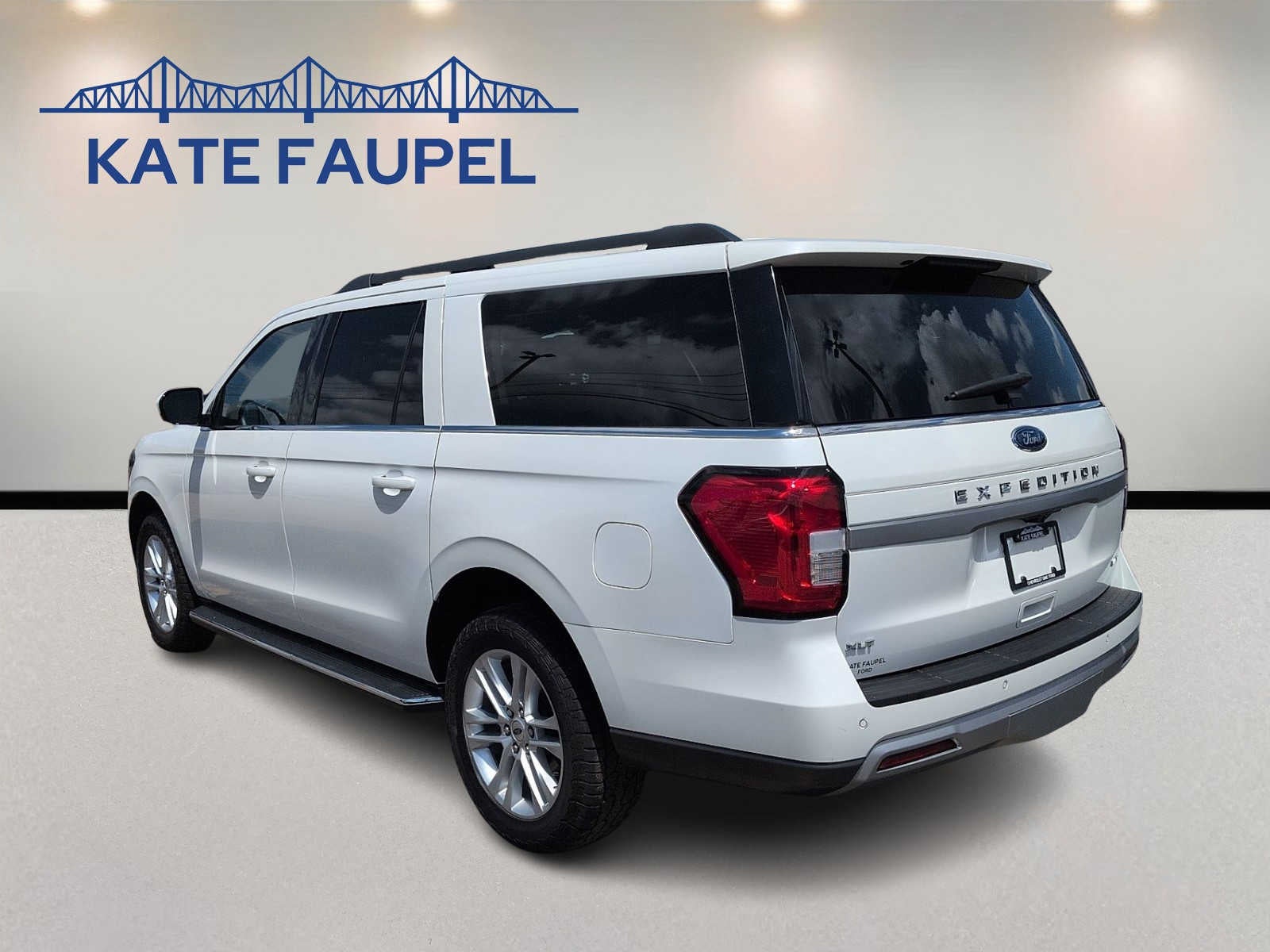 2023 Ford Expedition Max XLT