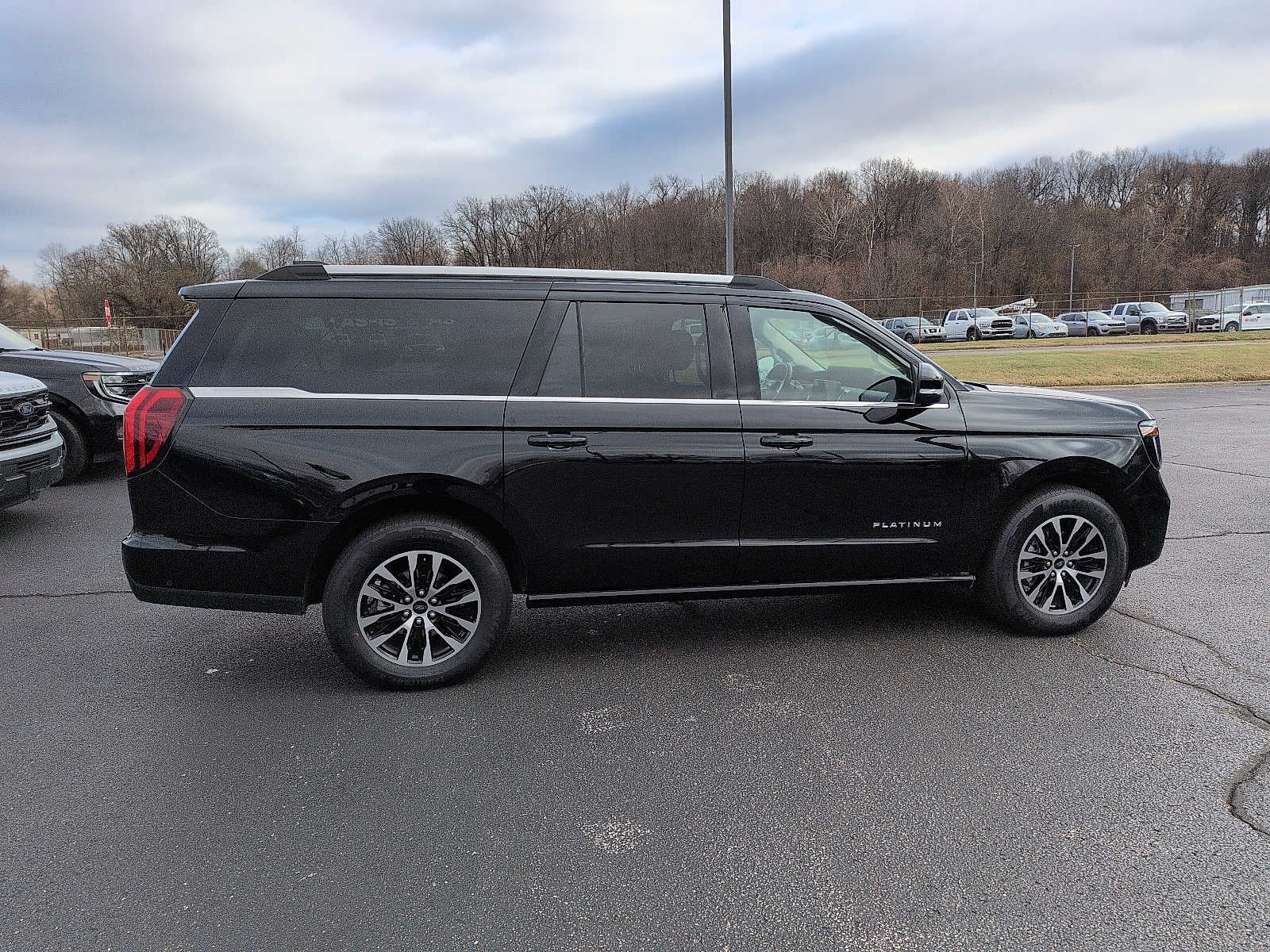 2025 Ford Expedition Max Platinum