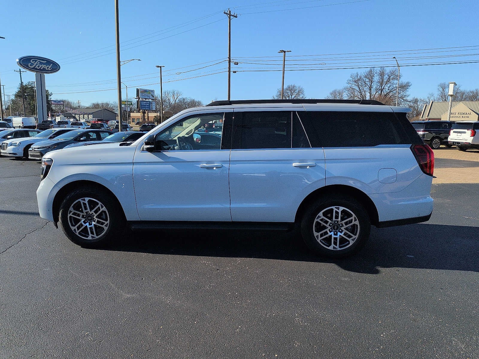 2025 Ford Expedition Active