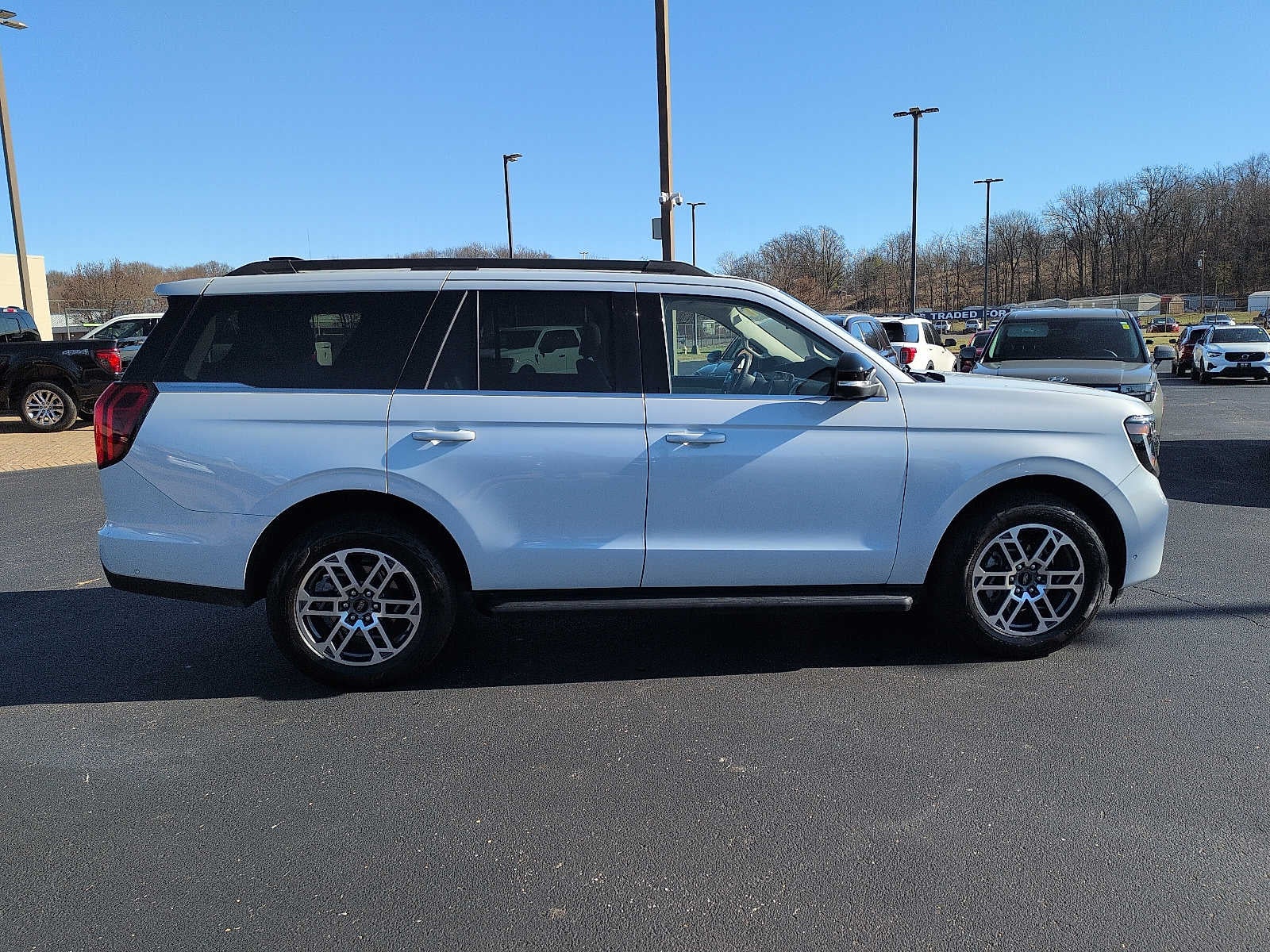 2025 Ford Expedition Active