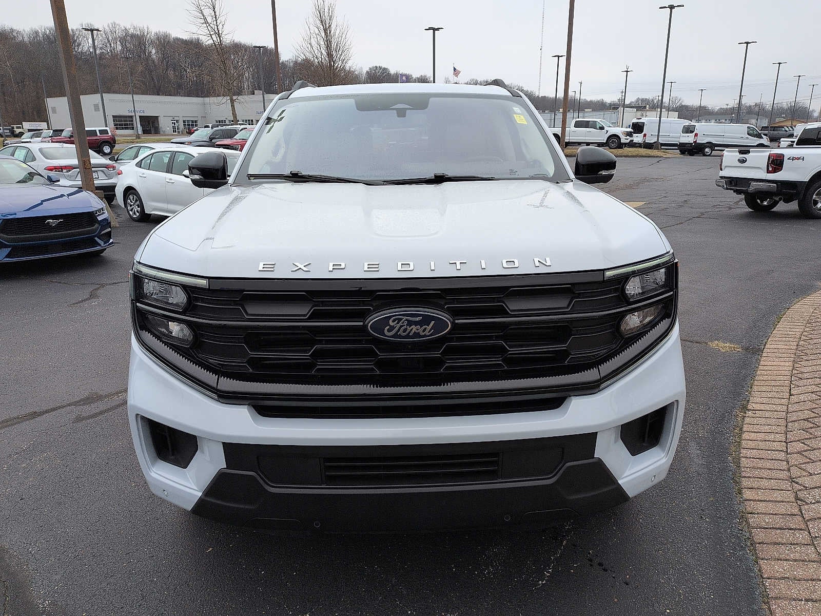 2025 Ford Expedition Active