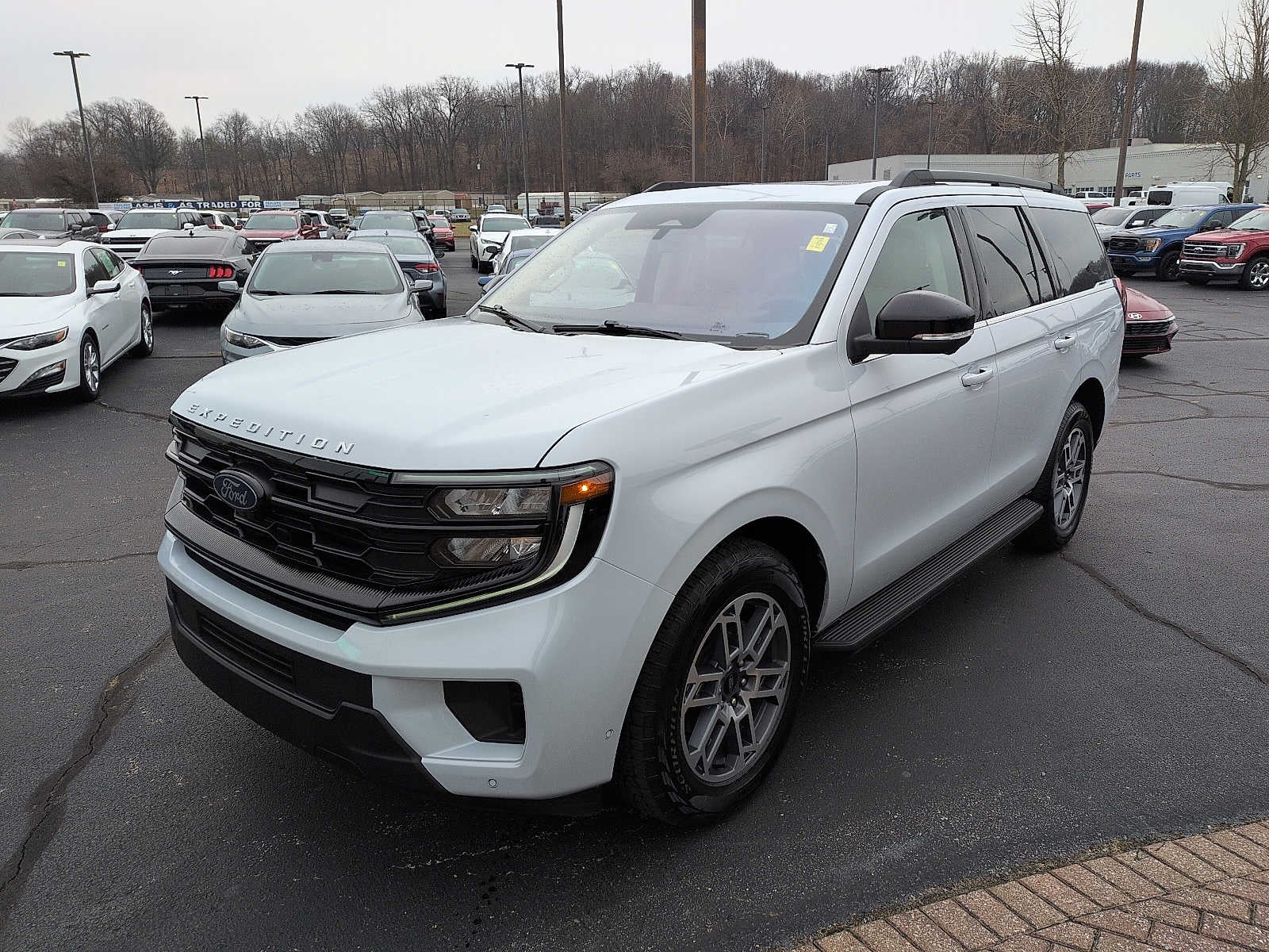 2025 Ford Expedition Active