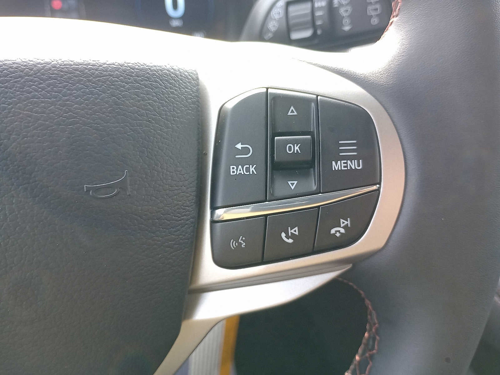 2026 Ford Explorer Active w/100A Pkg