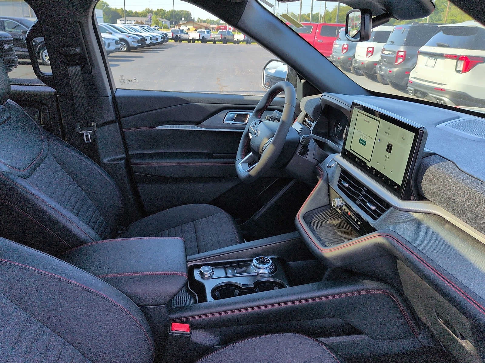 2027 Ford Explorer ST-Line