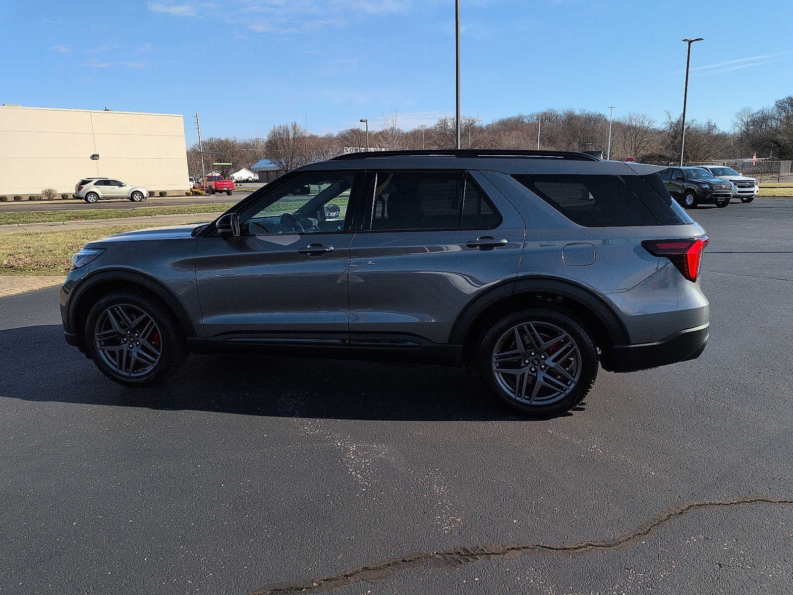 2025 Ford Explorer ST
