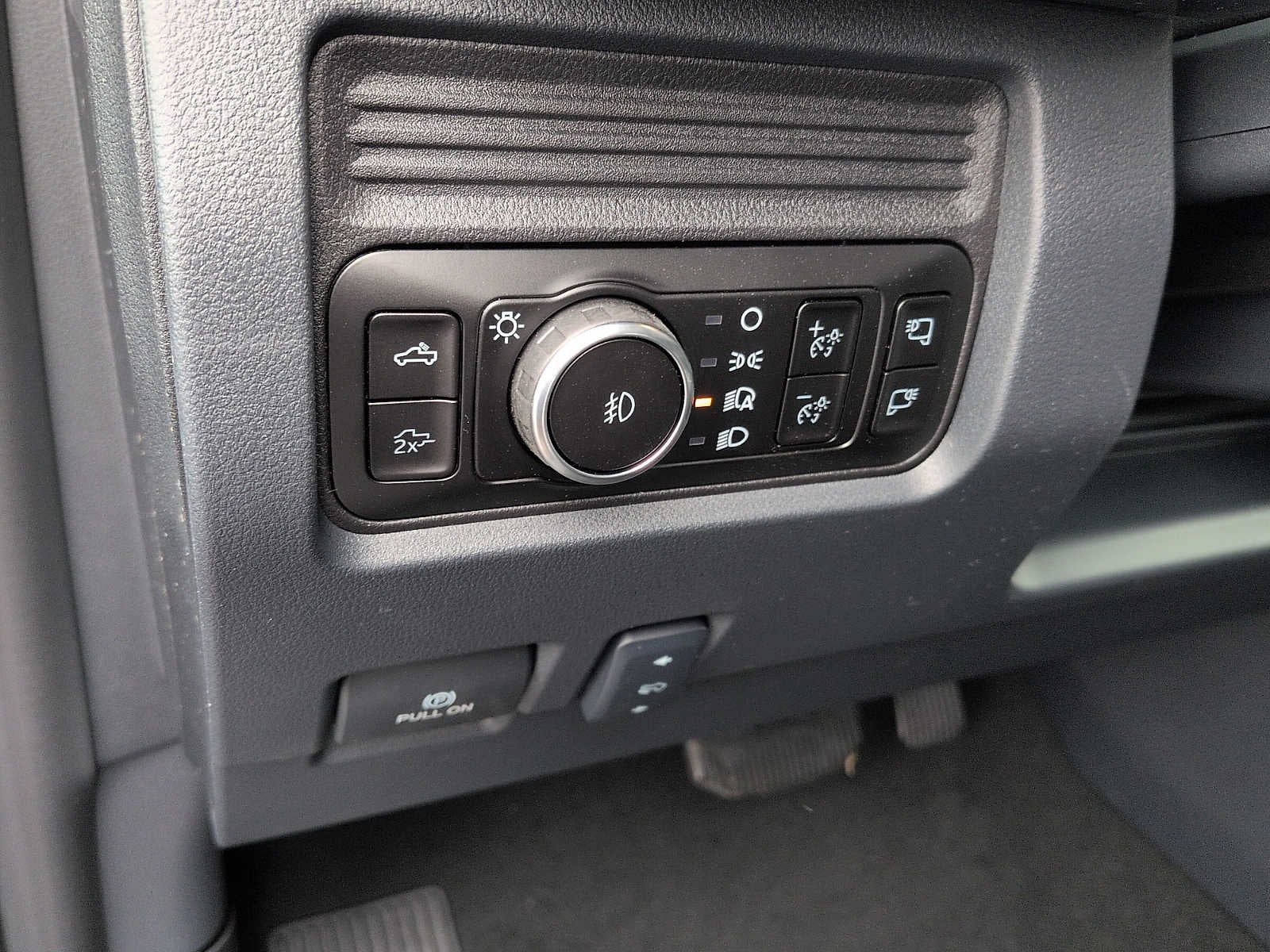 2027 Ford Super Duty F-250 SRW LARIAT